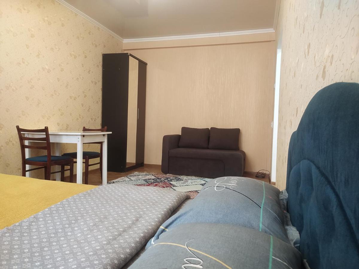 Appartement Aura On Kievskaya, 168 à Bichkek Extérieur photo